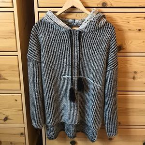 POL Black and White Knitted Hoodie Size Small